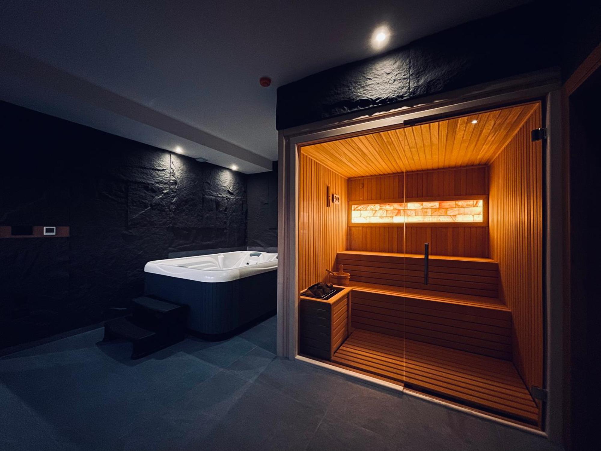 Mozaik Apartments & Spa - Modern 4-Star Apartments With Exclusive Private Spa Wellness In The City Center - Sauna, Jacuzzi, Turkish Bath - Free Parking, Wi-Fi - Rooms & Apartments Cuprija Exterior photo